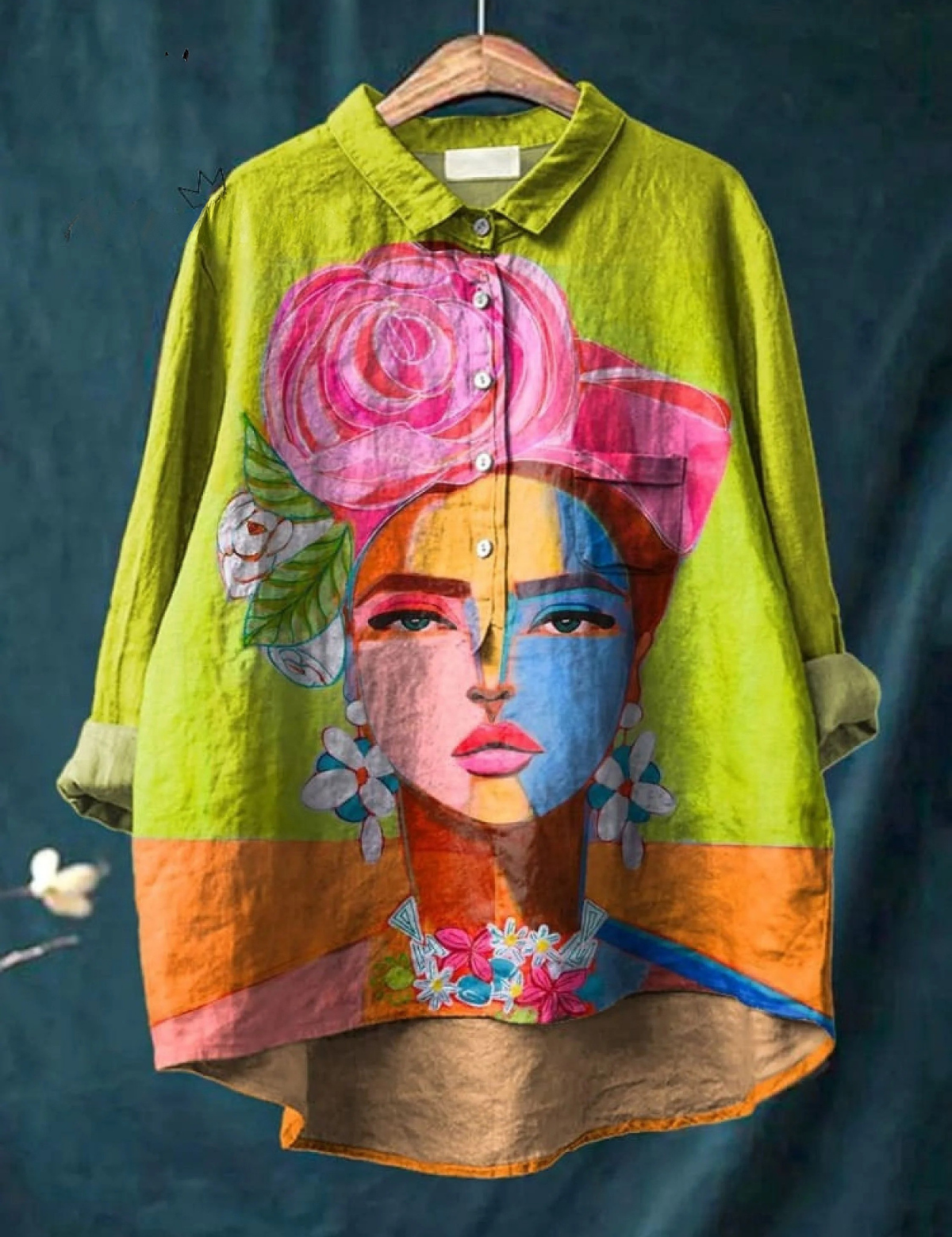 Amélia | T-shirt Descontraída com Retrato de Frida em Estampado a Óleo