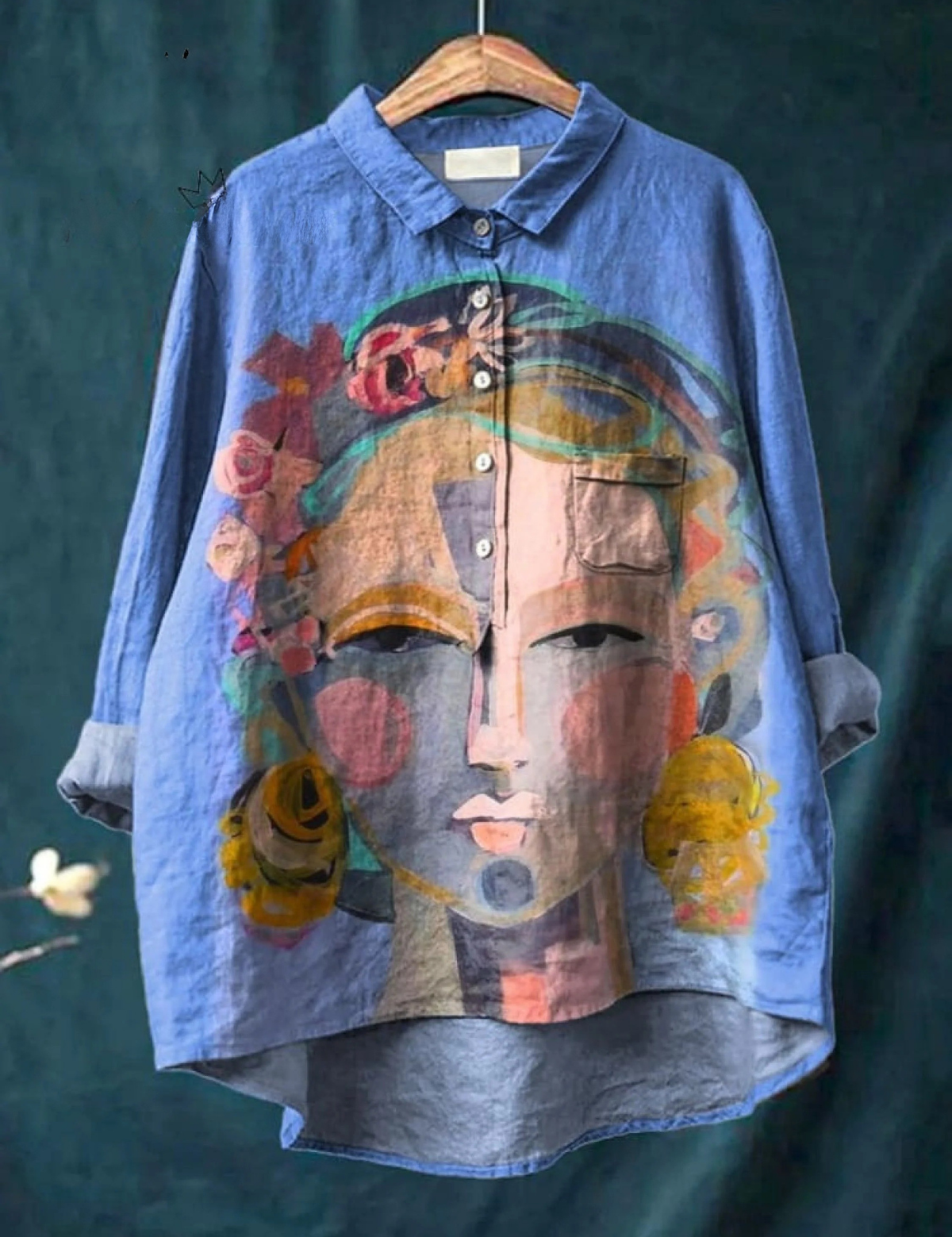 Amélia | T-shirt Descontraída com Retrato de Frida em Estampado a Óleo