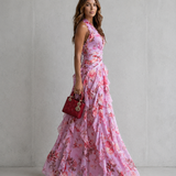 Betina | Cascata Romântica de Rosas – Vestido Longo com Decote Halter